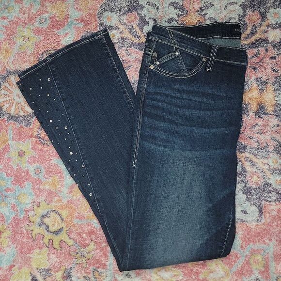 Rock & Republic Kasandra Embellished Studded Flare Legs Boot Cut Jeans Size 16 - Picture 1 of 11